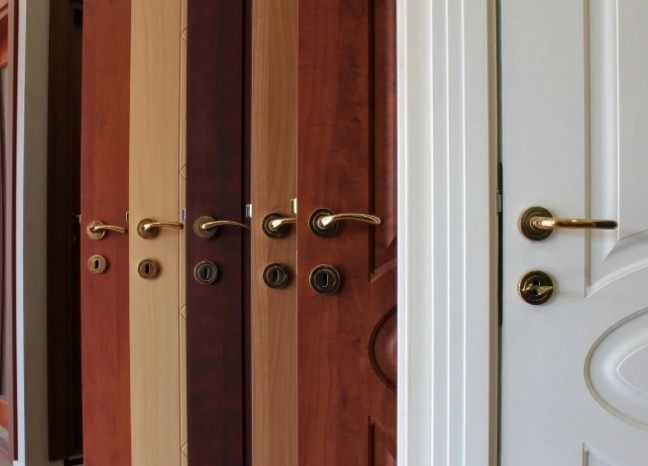 Muestrario de acabados y colores para puertas de interior